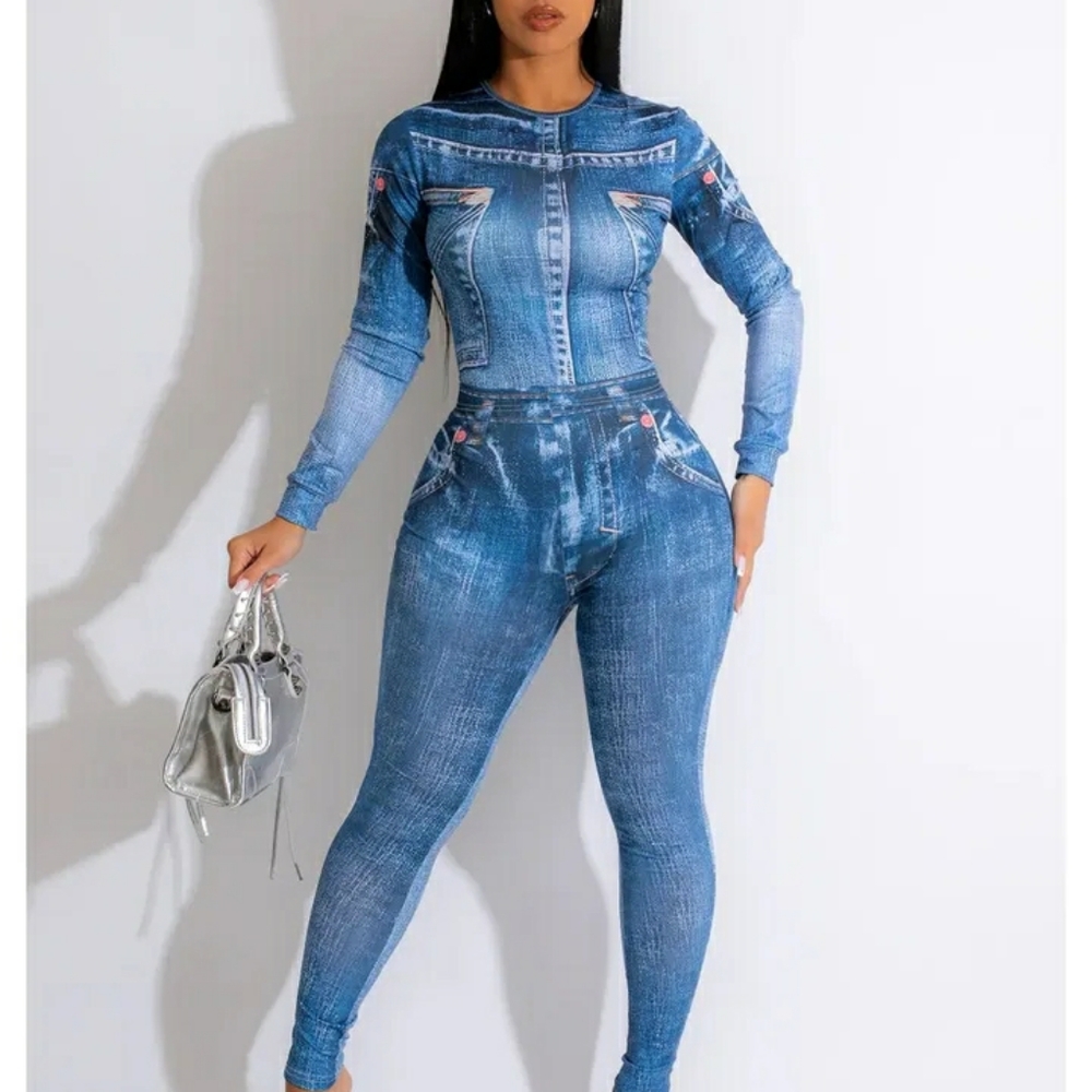 💋BLUE DENIM PRINT JUMPSUIT!!